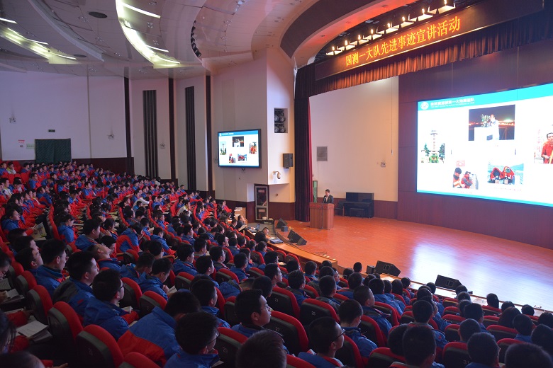 青年大学习﹒“最美奋斗者”进校园